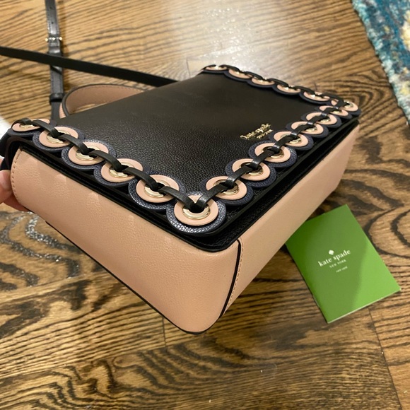 New Kate Spade Black Leather Top Handle Crossbody - Picture 3 of 8